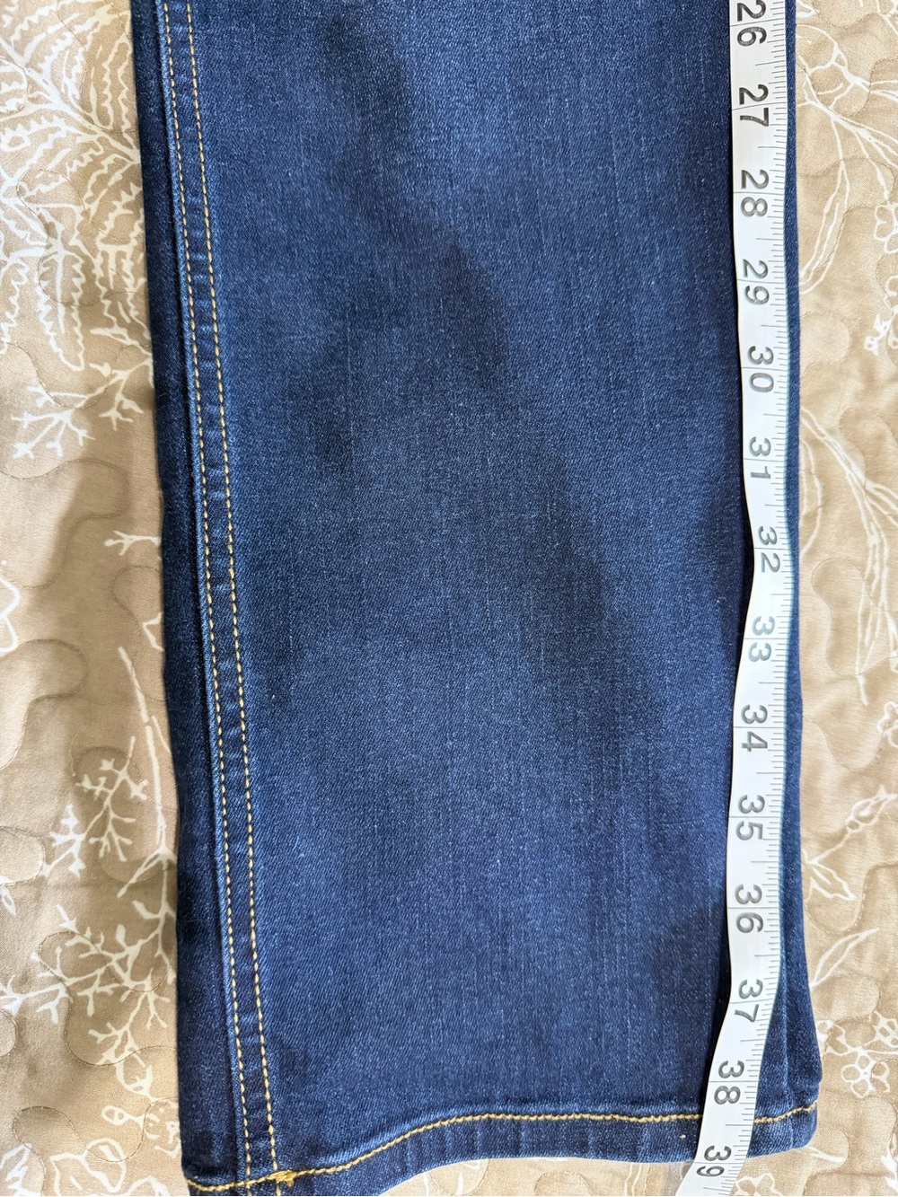 Time and True Straight-Leg Jeans - Picture 5 of 5